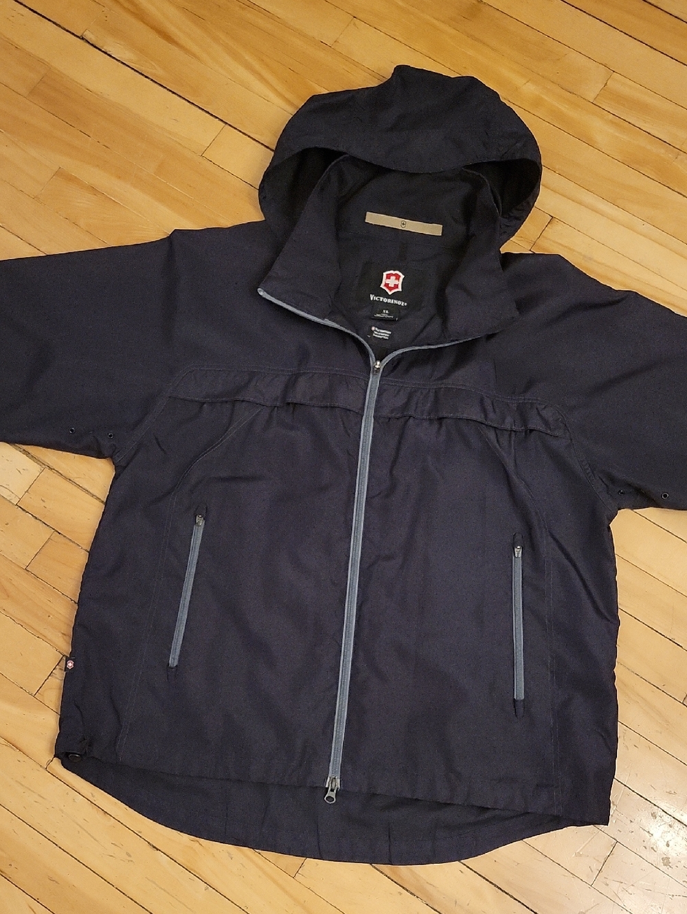 Victorinox Black Hooded Rain Jacket - Contrast Zippers - Lots Of Pockets!